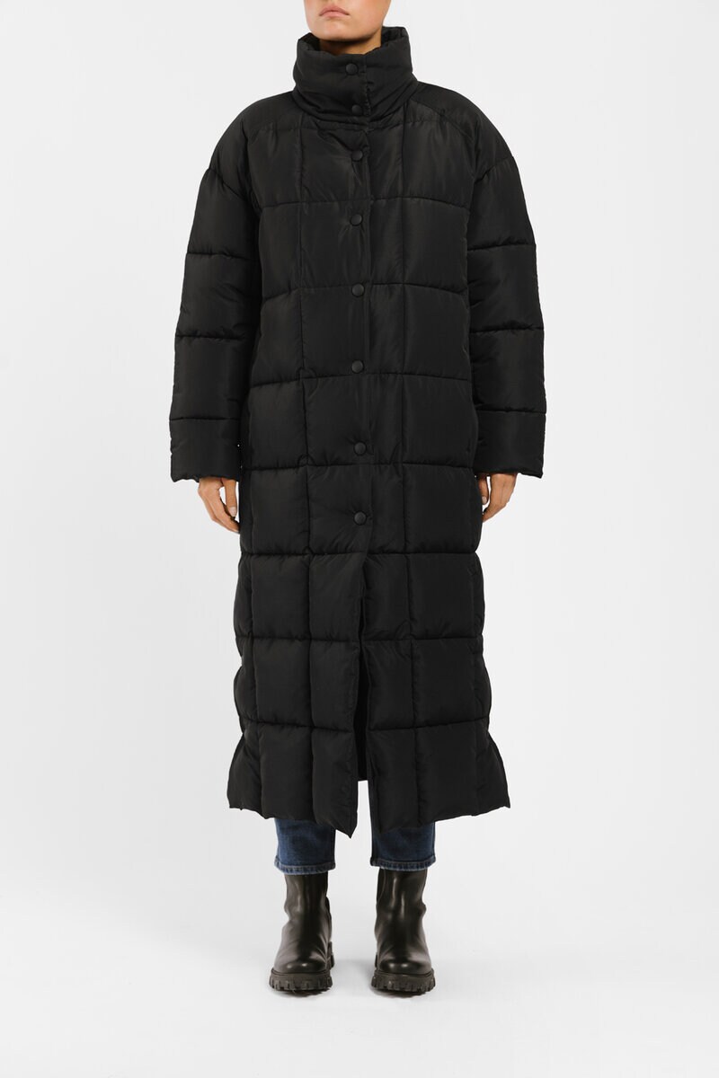 toteme puffer coat