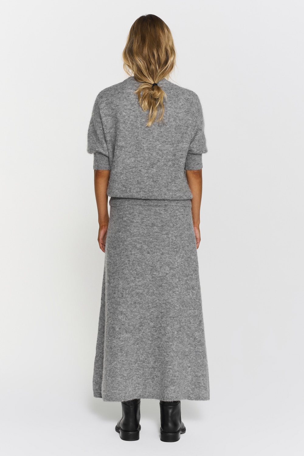 Israa Knitted Skirt