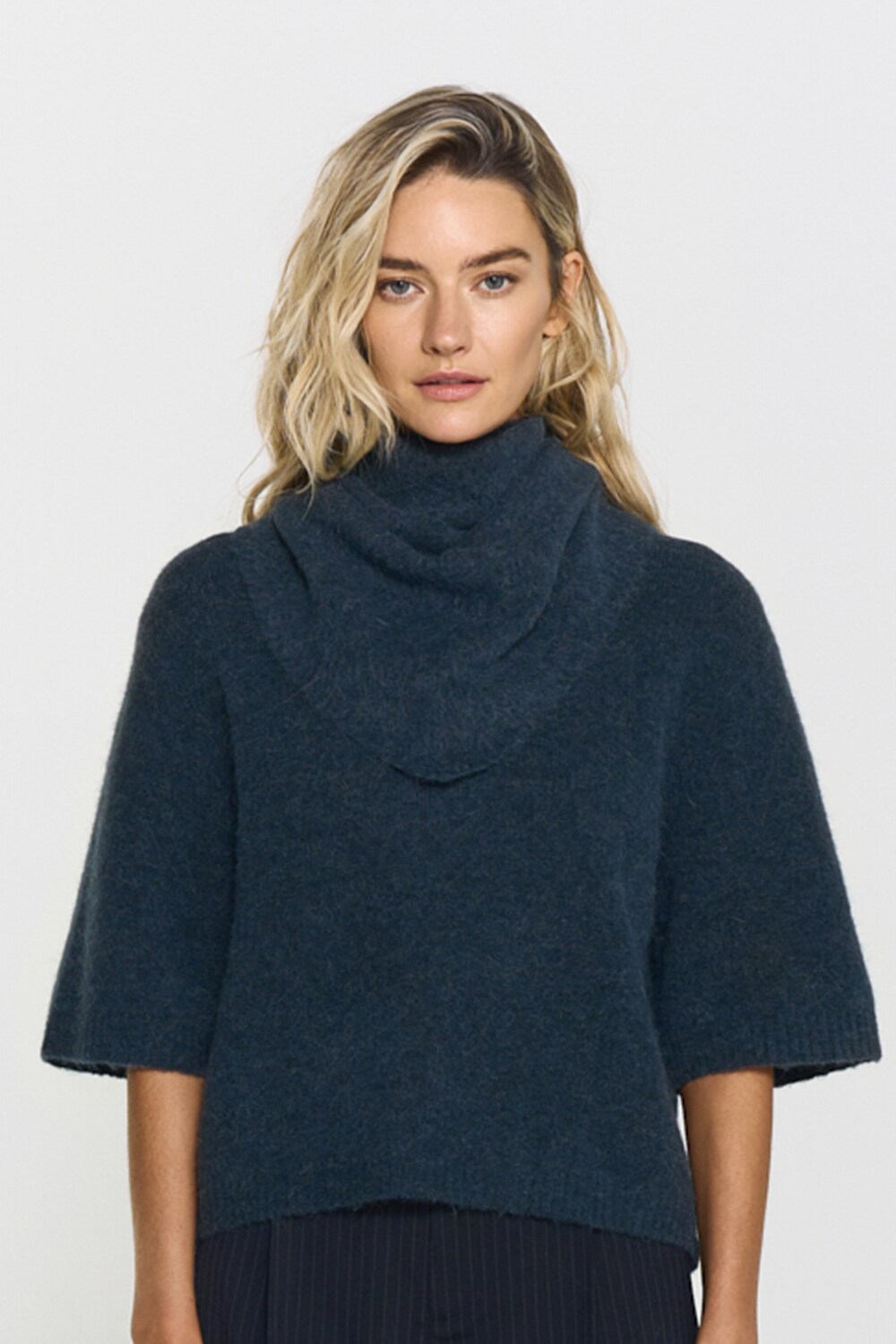 Maggy Knitted Scarf