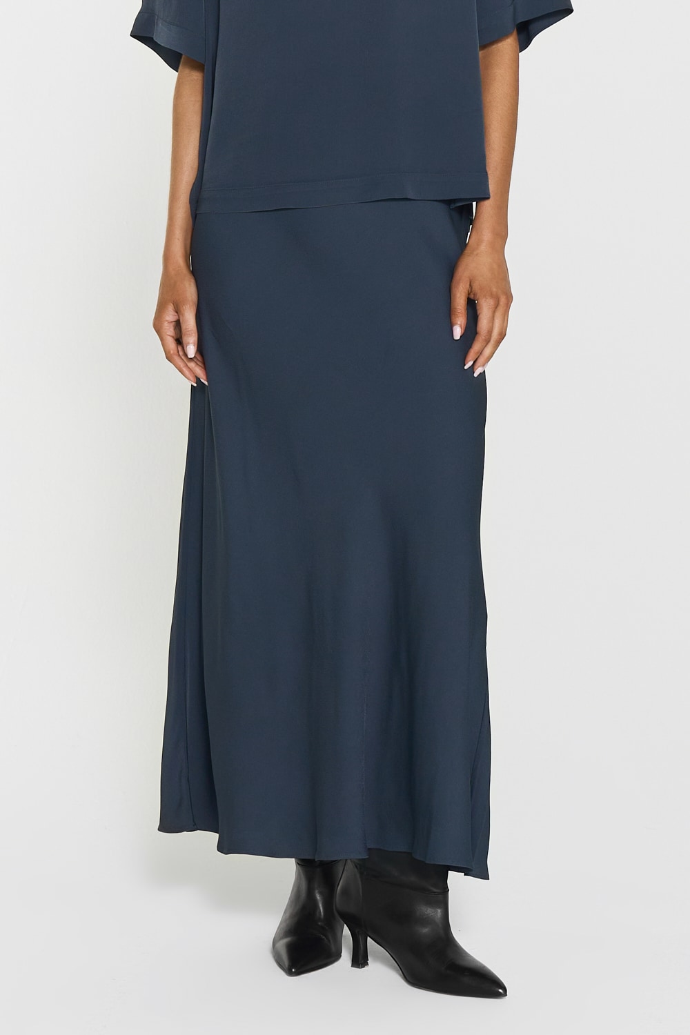 Tyne Satin Skirt