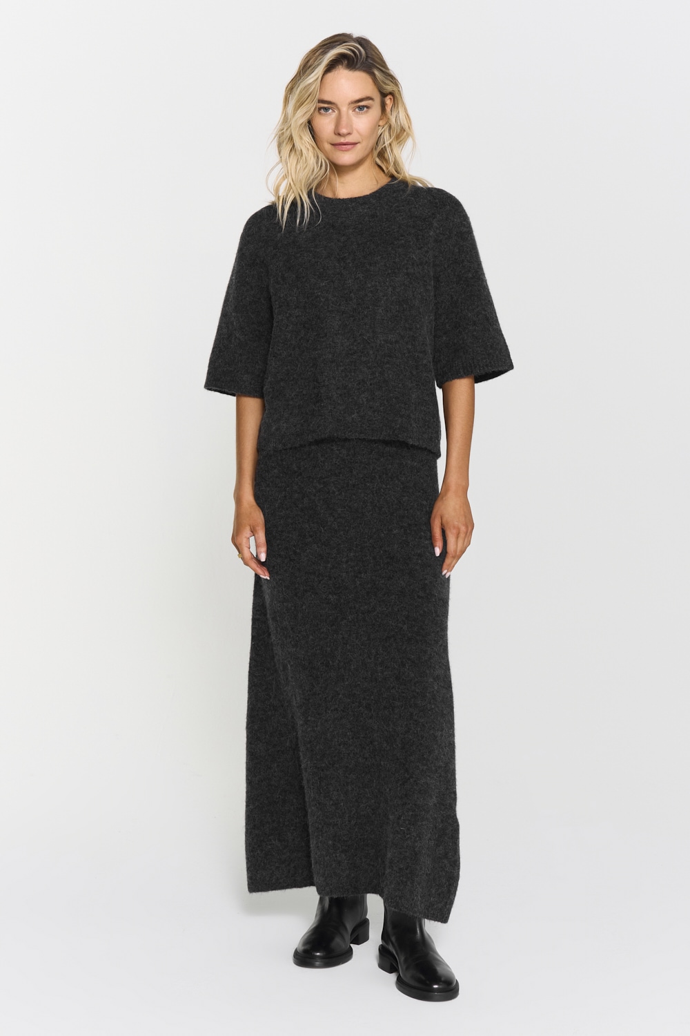 Israa Knitted Skirt