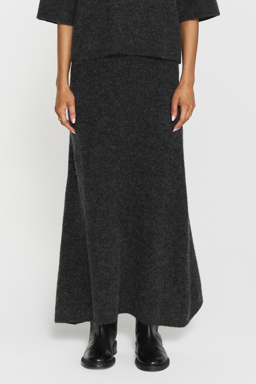 Israa Knitted Skirt