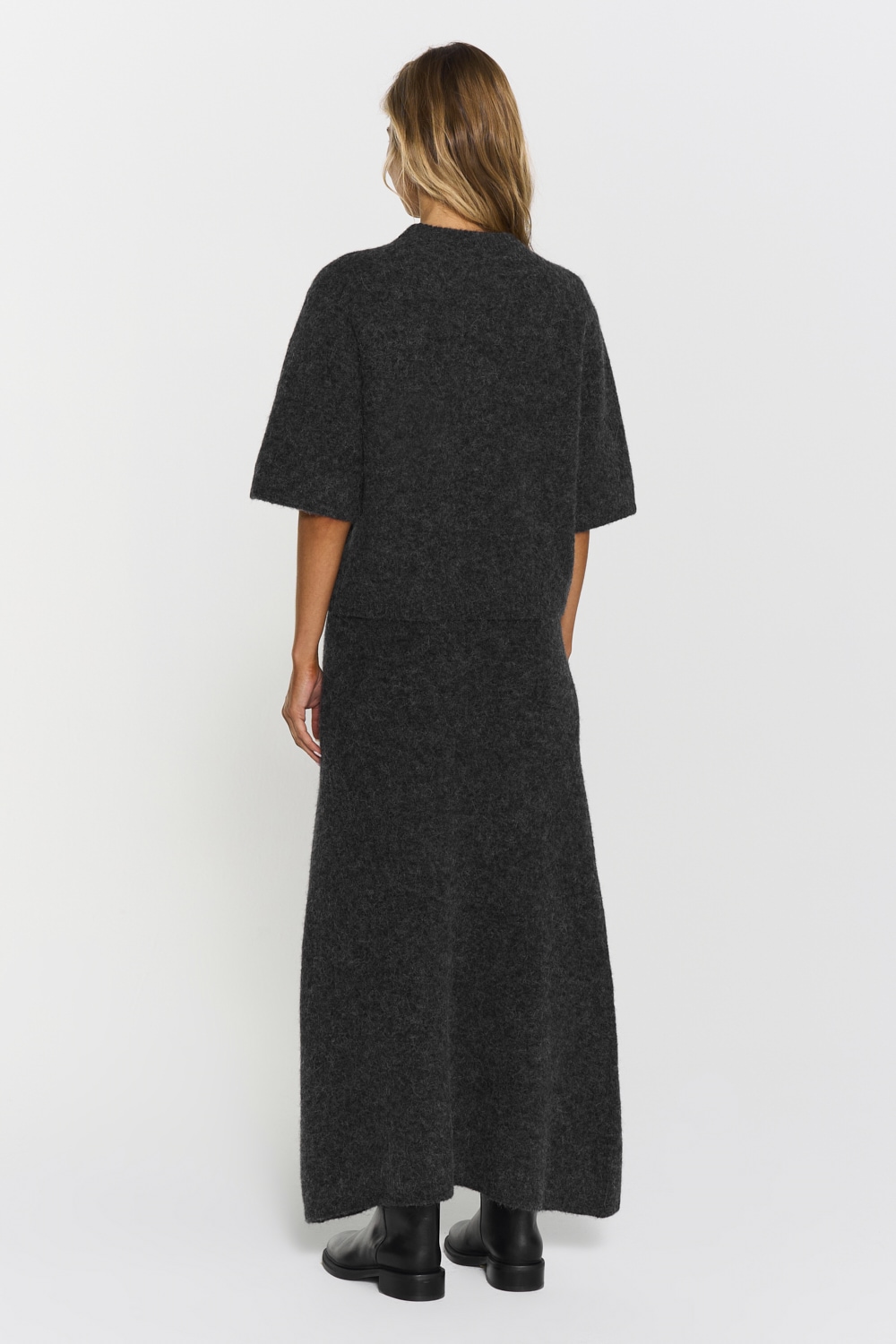 Israa Knitted Skirt