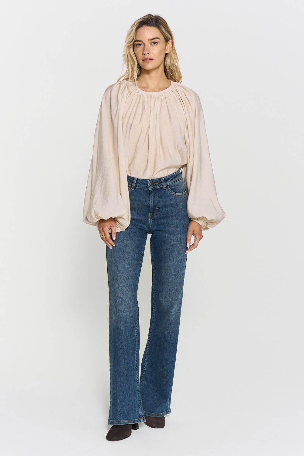 Nora Jeans