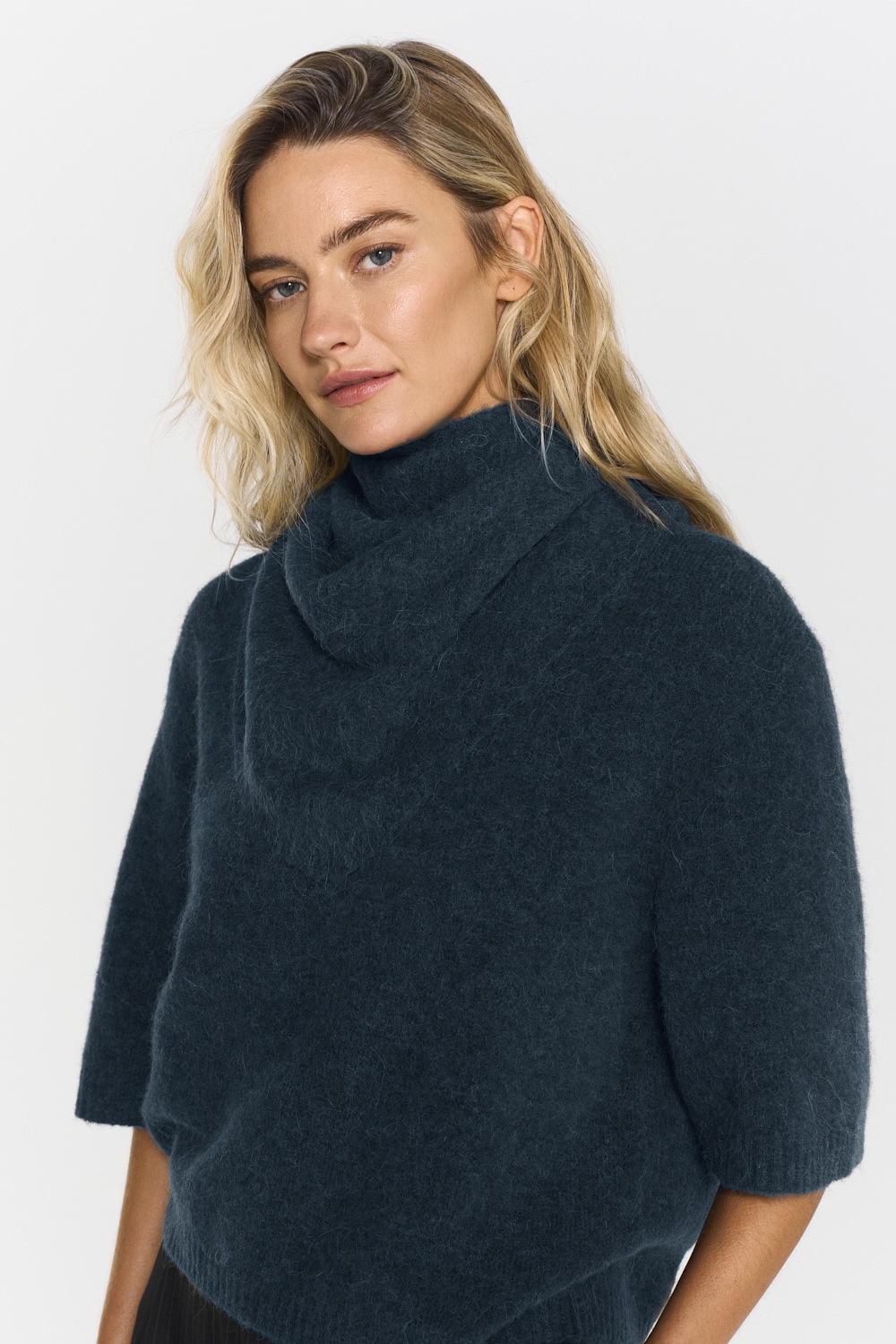 Maggy Knitted Scarf