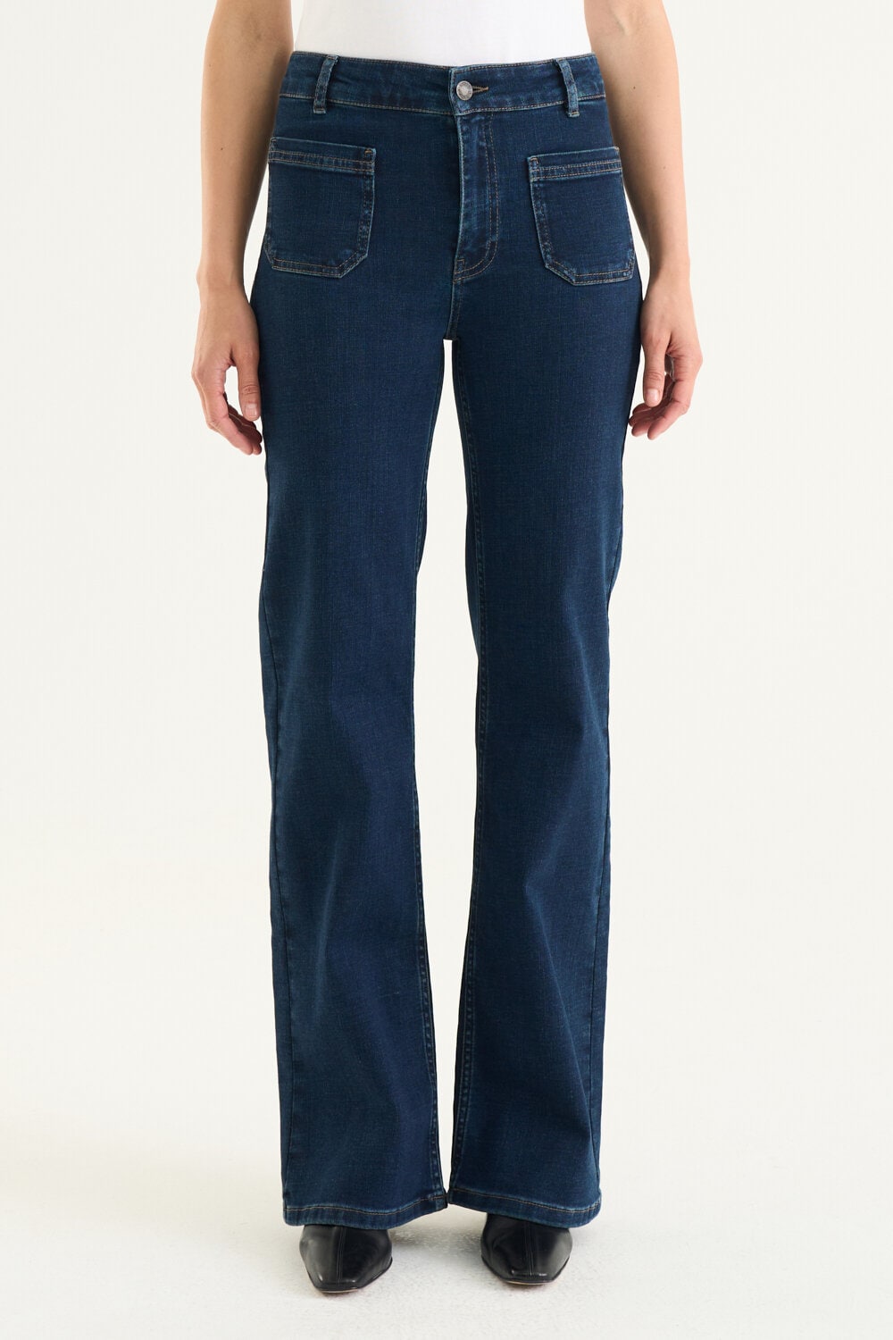 Cleo Jeans